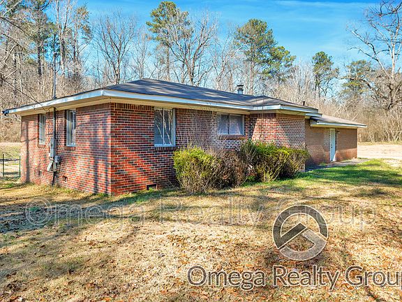 3rd image of 5705 Willow Dr