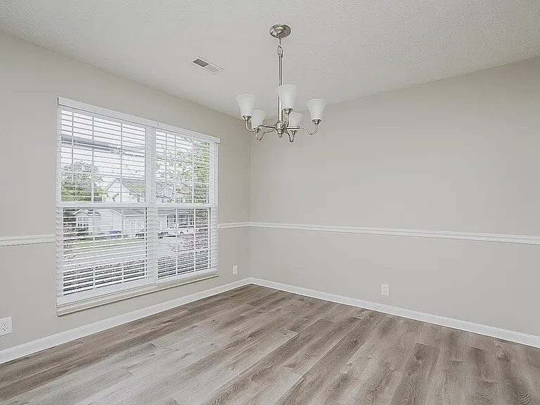 6112 Hampton Hall Way — Photo 6