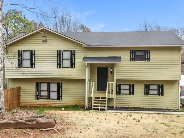 588 Hearth Pl, Lawrenceville, GA 30043