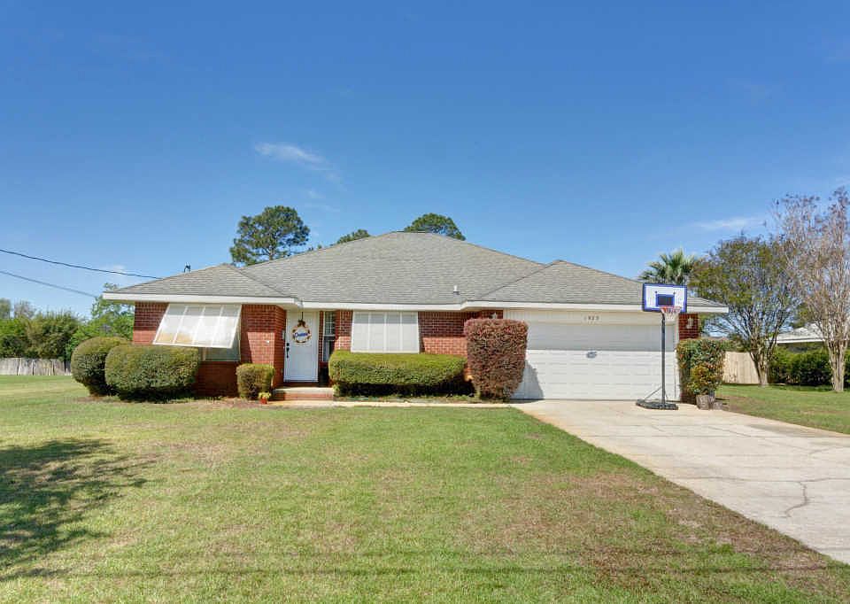 1st image of 1925 Candlewood Dr