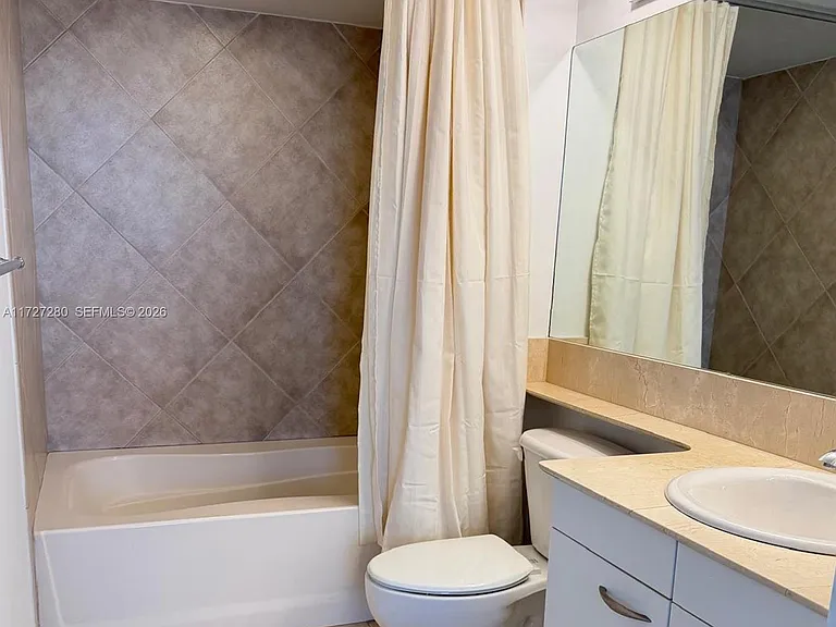 2080 S Ocean Dr #502 — Photo 27