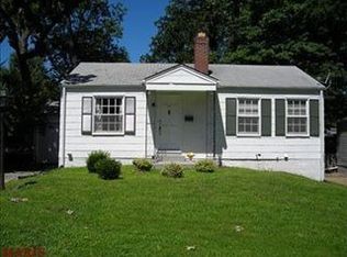 811 Selma Ave, Webster Groves, MO 63119