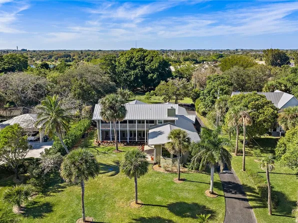 2315 S Indian River Dr, Fort Pierce, FL 34950
