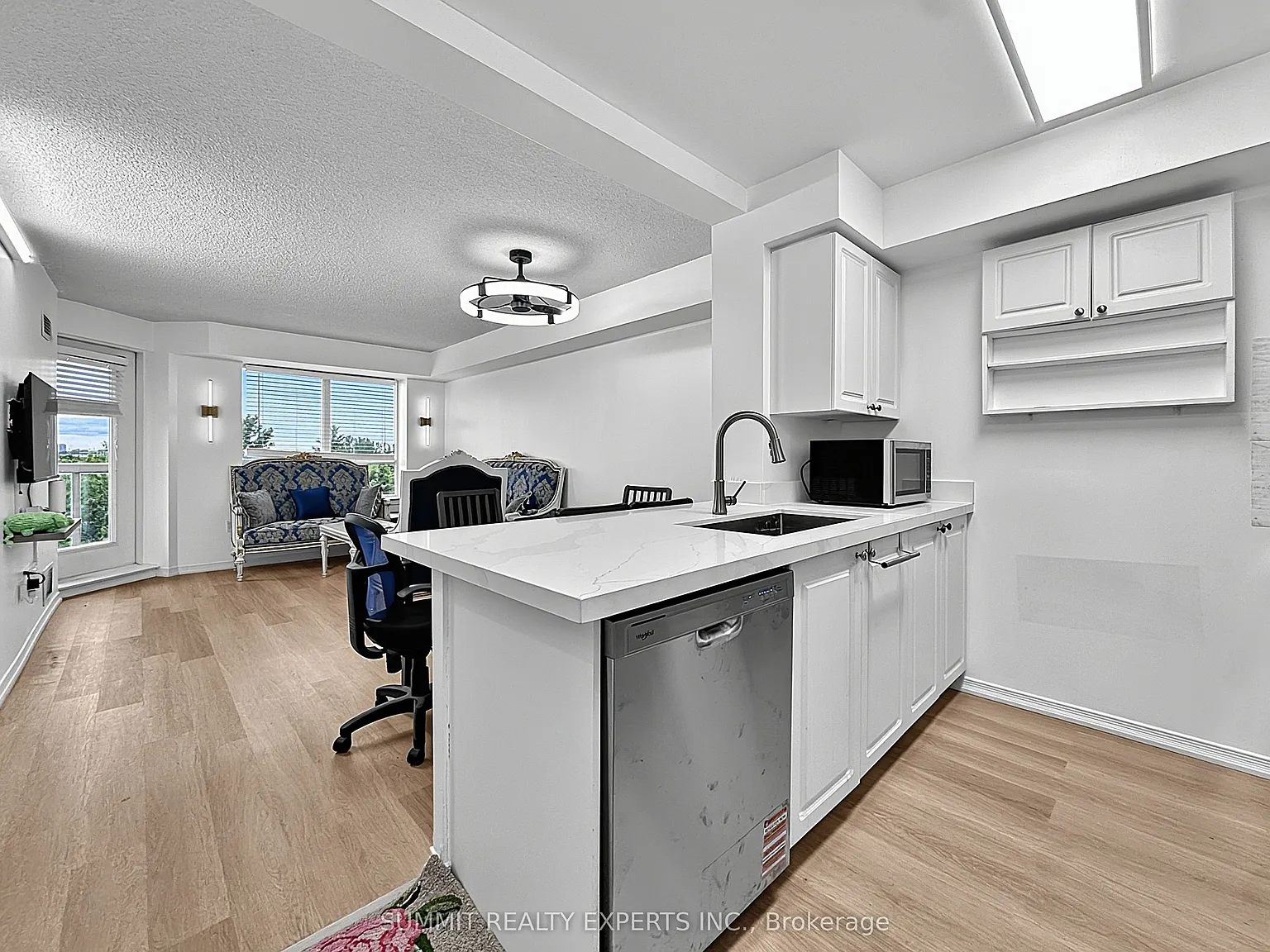 2 bed, $2,599 — Photo 4