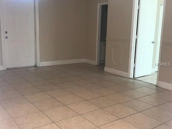 5th image of 1647 Tench Ct