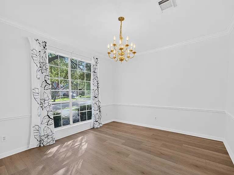 1727 Emma Cove Ct — Photo 7