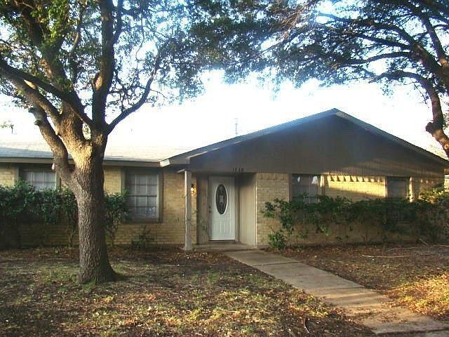 1st image of 1738 Larchwood Cir