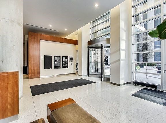 3rd image of 700 N Larrabee St APT 1410