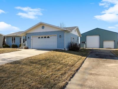 101 3rd Ave S, Alburnett, IA, 52202