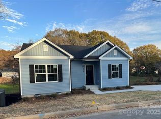 408 S Hill St, Gastonia, NC 28052