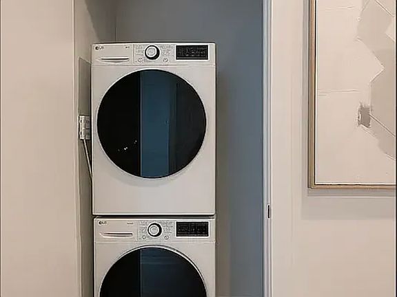 5th image of 158 Lott St #420D