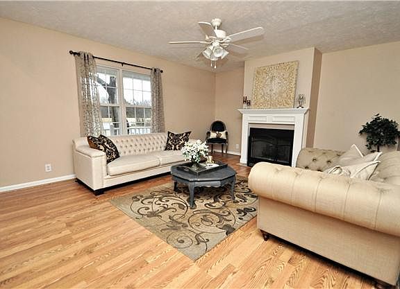 2nd image of 248 Shrewsbury Dr