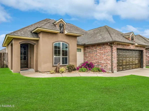 205 Hill Ridge Dr, Youngsville, LA 70592
