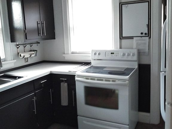 4th image of 1026 W Haven Blvd