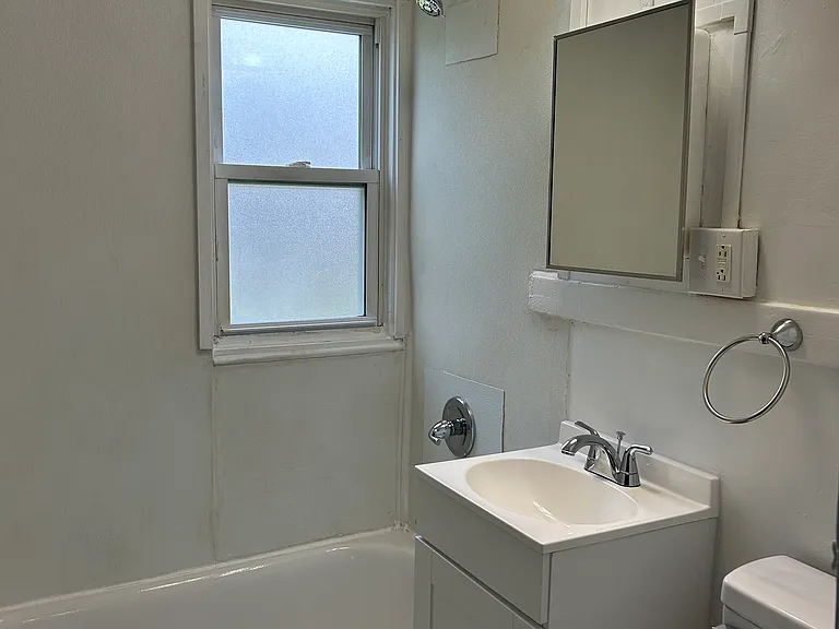100-07C Midland Hts — Photo 6