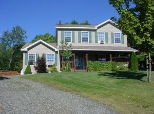 132 N Schodack Rd, East Greenbush, NY 12061