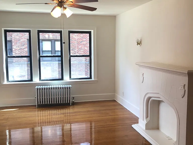 7444 N. Seeley — Photo 14