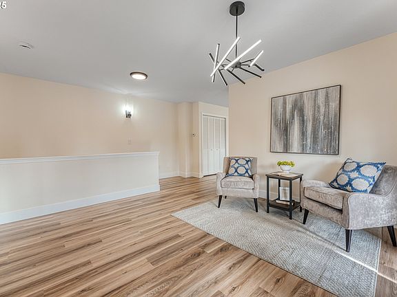 5th image of 5901 SE Snowberry Ct