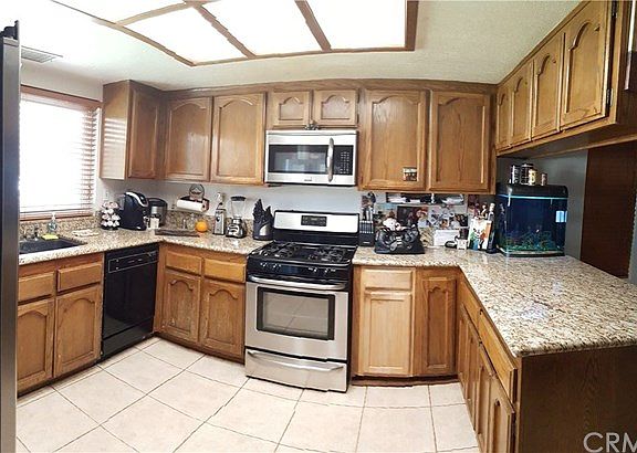3rd image of 18435 Mountain Meadows Dr