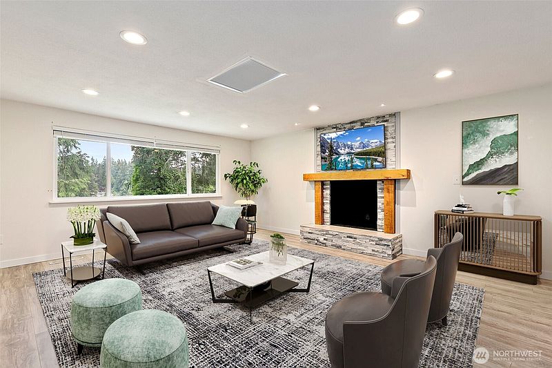 3rd image of 10511 Cedrona Street SW