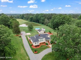 135 Rosemary St, Goldston, NC 27252
