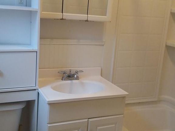 5th image of 1510 Lee St E APT B