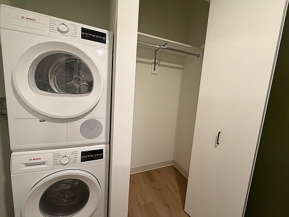 5th image of 1531 N Fremont St #431