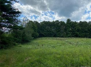 849 Townsend Rd #4, Hendersonville, NC 28792