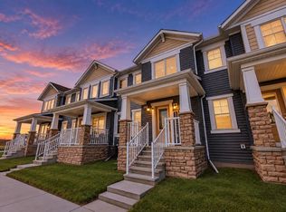 1482 S 148th Ave NW, Calgary, AB T3P 1T9