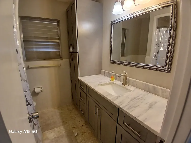749 Burkshire Dr — Photo 6