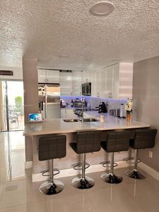 2211 W 53rd Pl #2211, Hialeah, FL, 33016