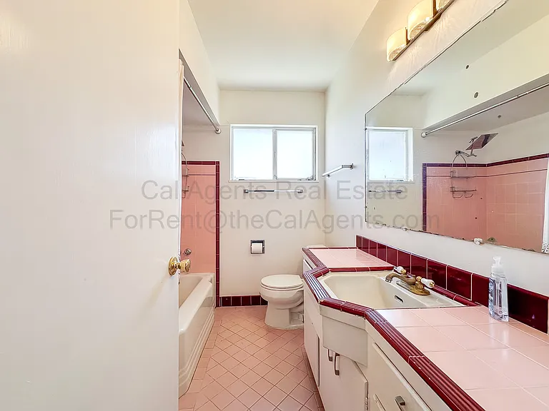 7019 Outlook Ave — Photo 7