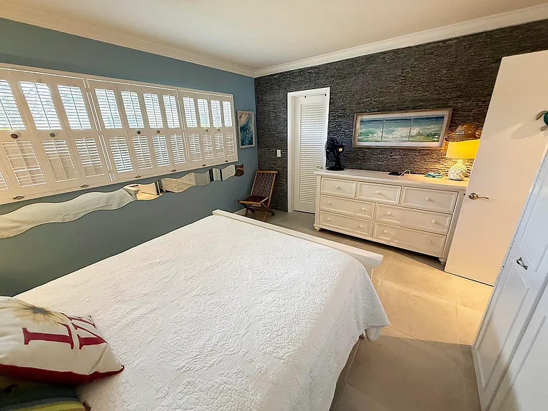 1201 S Riverside Dr #106 — Photo 7