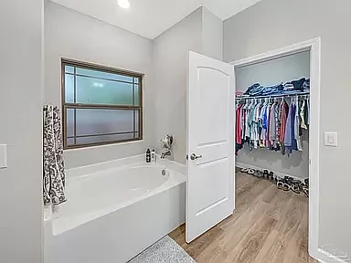 5920 Rolling Greens Dr — Photo 10