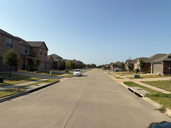 4th image of 3017 Parker Rd