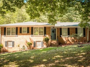 285 Walker Ave, Fayetteville, GA 30215