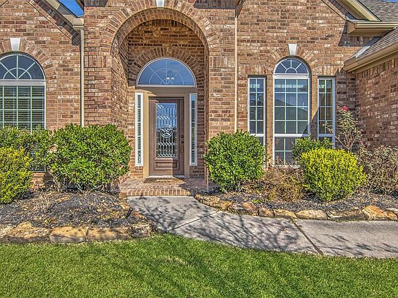 4th image of 2614 River Lilly Dr