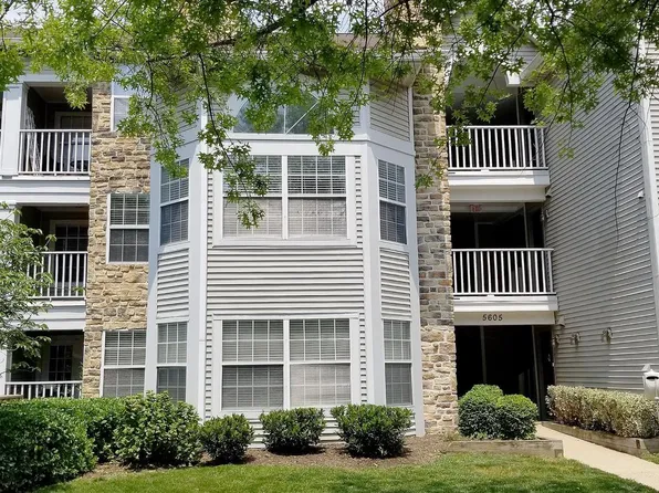 5605 Willoughby Newton Dr Unit 22, Centreville, VA 20120