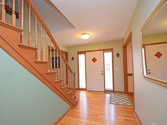 2nd image of 9637 Friar Tuck Dr