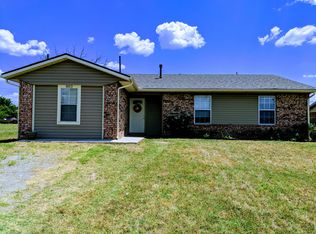 802 Geronimo St, Geronimo, OK 73543