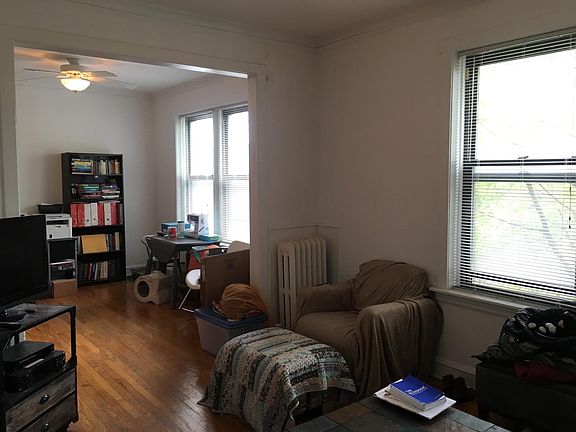 4th image of 1822 W Berteau Ave APT 2