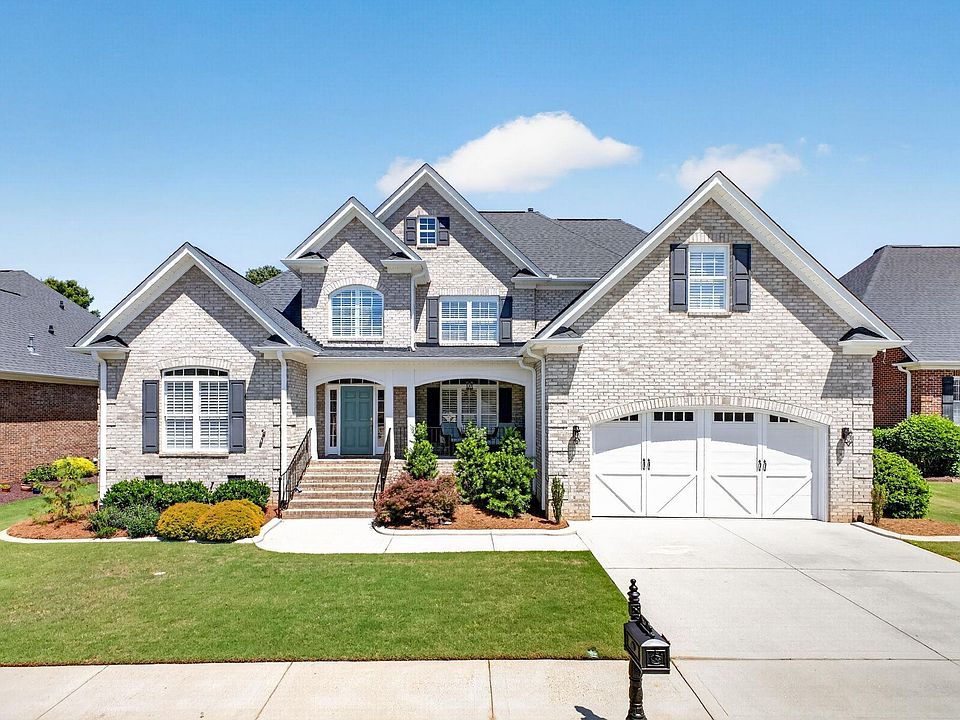 1st image of 207 Benjamine Perry Ct