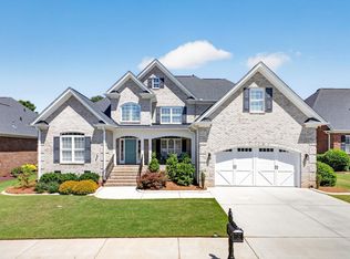207 Benjamine Perry Ct, Simpsonville, SC 29681