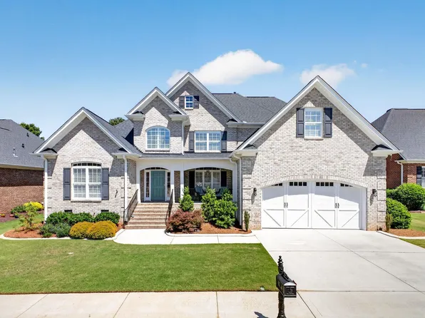 207 Benjamine Perry Ct, Simpsonville, SC 29681
