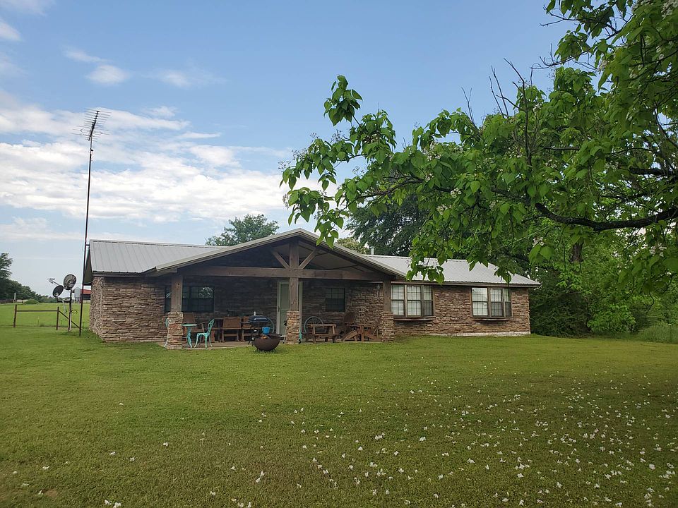 1st image of 1376 Us Highway 271