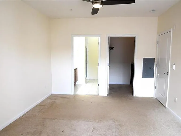 525 E Celebration Way — Photo 8