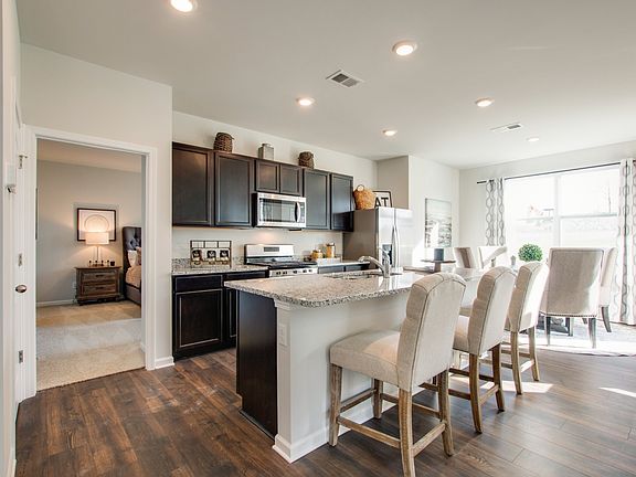 5th image of 1271 Linn Cove Ct Lot 55