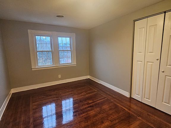 3rd image of 357 Whalley Ave #3A