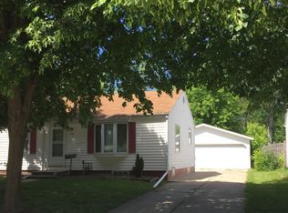 958 Liberty St, Green Bay, WI 54304