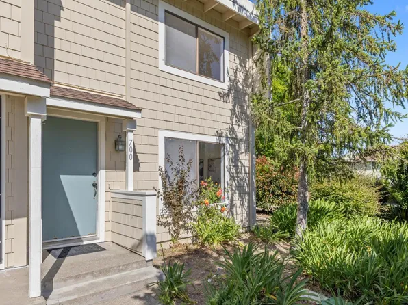 700 Samoa Ln, Novato, CA 94947